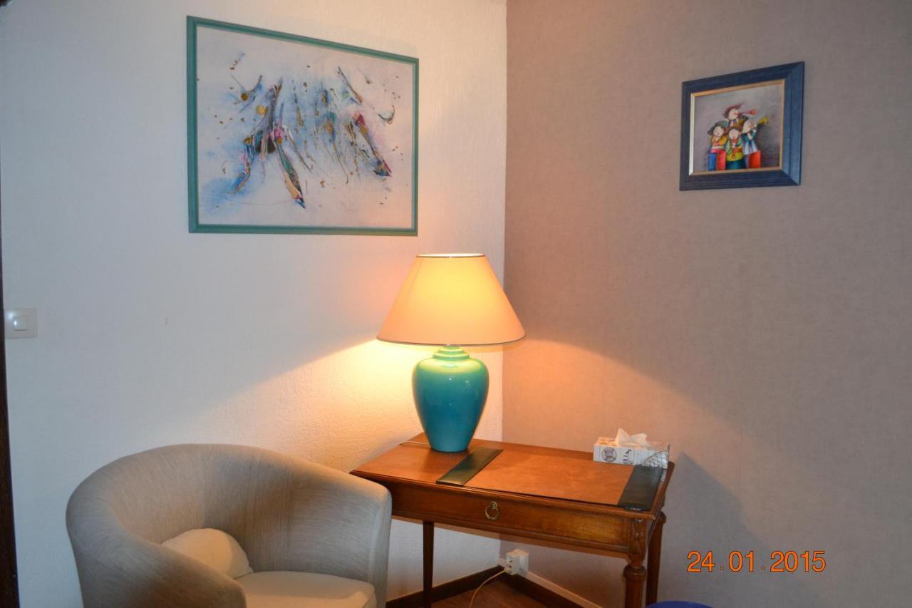 Bed And Breakfast "Le Moulin A Grains" Menil-la-Horgne Экстерьер фото