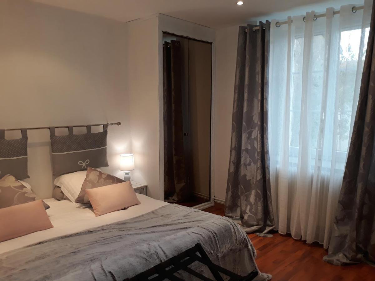 Bed And Breakfast "Le Moulin A Grains" Menil-la-Horgne Экстерьер фото